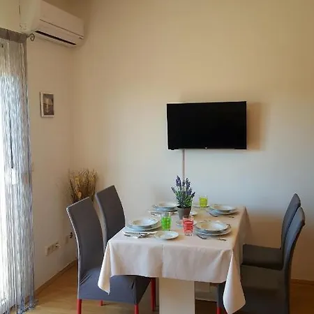 Apartman Mery Stinjan * Pula