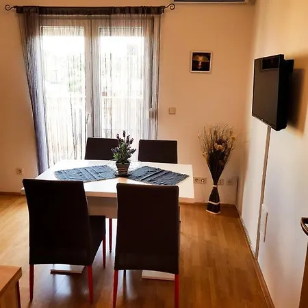Apartman Mery Stinjan Pula